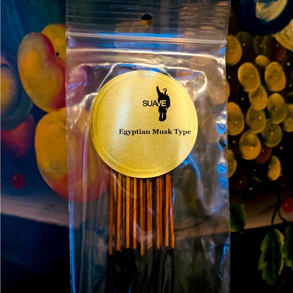 We carry an assortment of fresh incense. - Picture 9 of 9